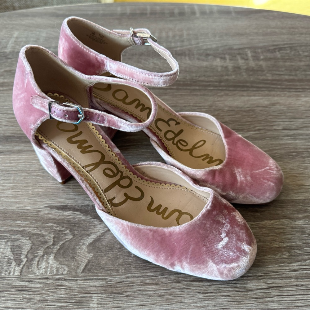 Sam Edelman Clover Pink Velvet Heels Size 6